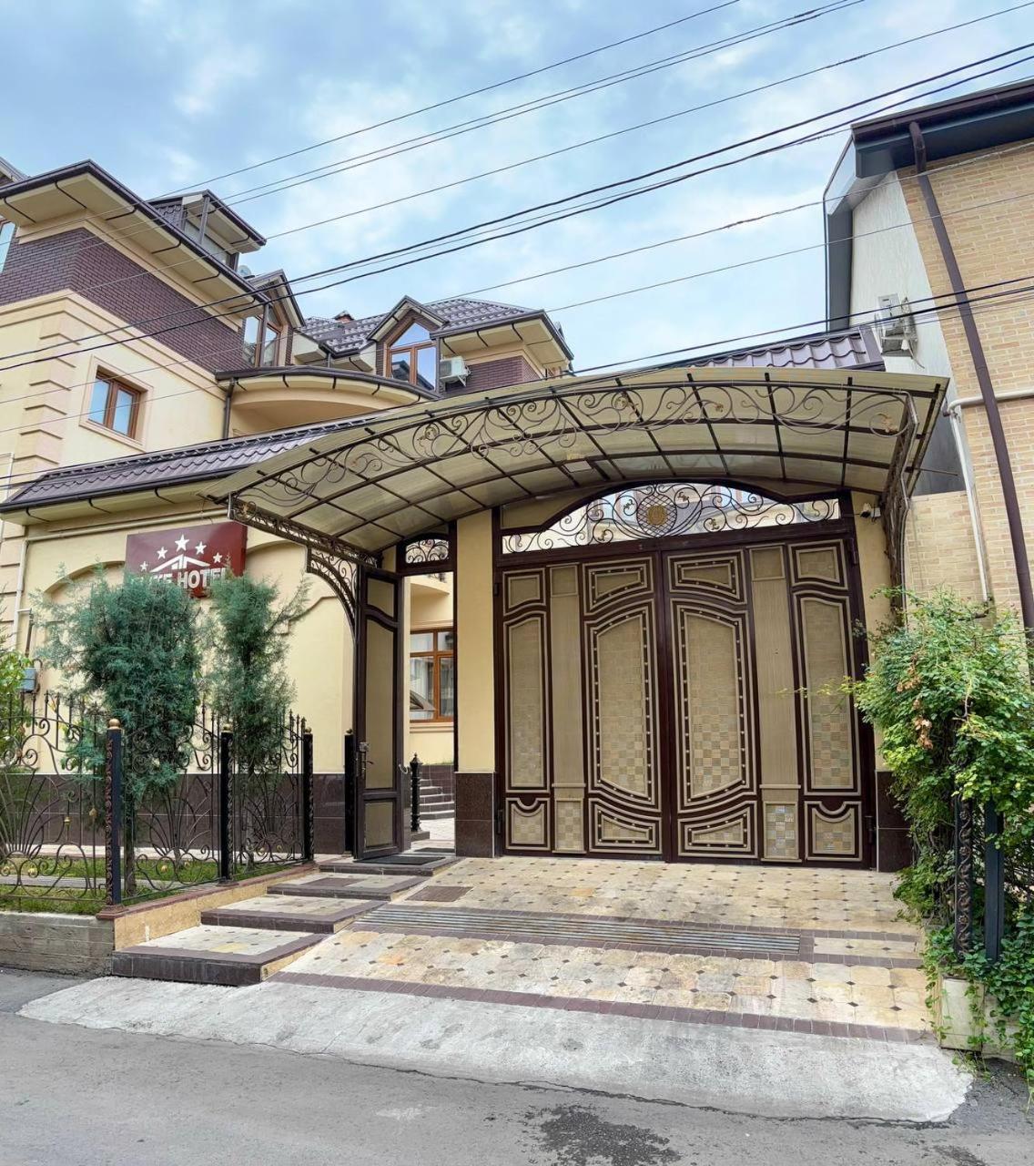 Elite Hotel Tashkent Exterior photo